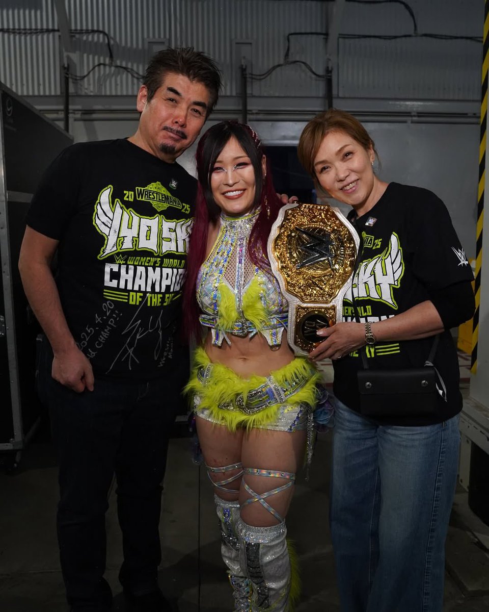 l0stinthesky's tweet image. 🥹🥹🥹