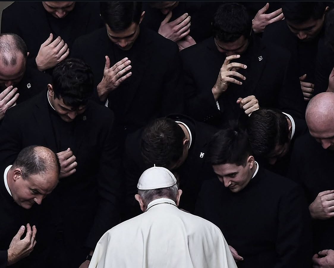 Cuatro tremendas fotos de <a href="/AFP/">AFP News Agency</a> de Francisco, para la historia.