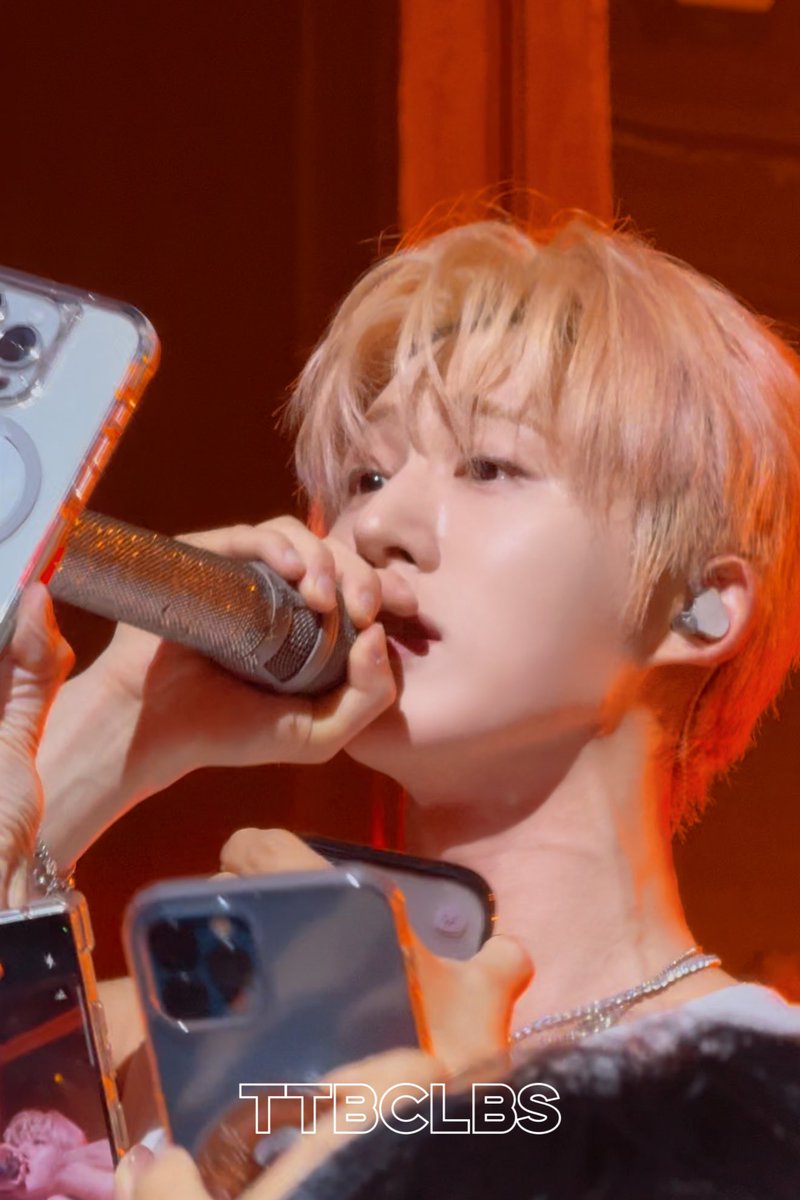 Owhhh Kim Hanbin is so BEAUTIFUL 😳