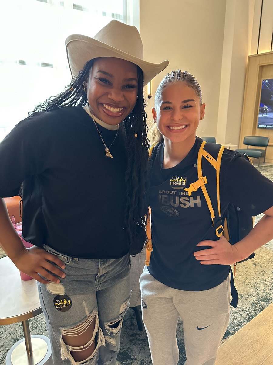 I GOT TO SEE MY BESTIE