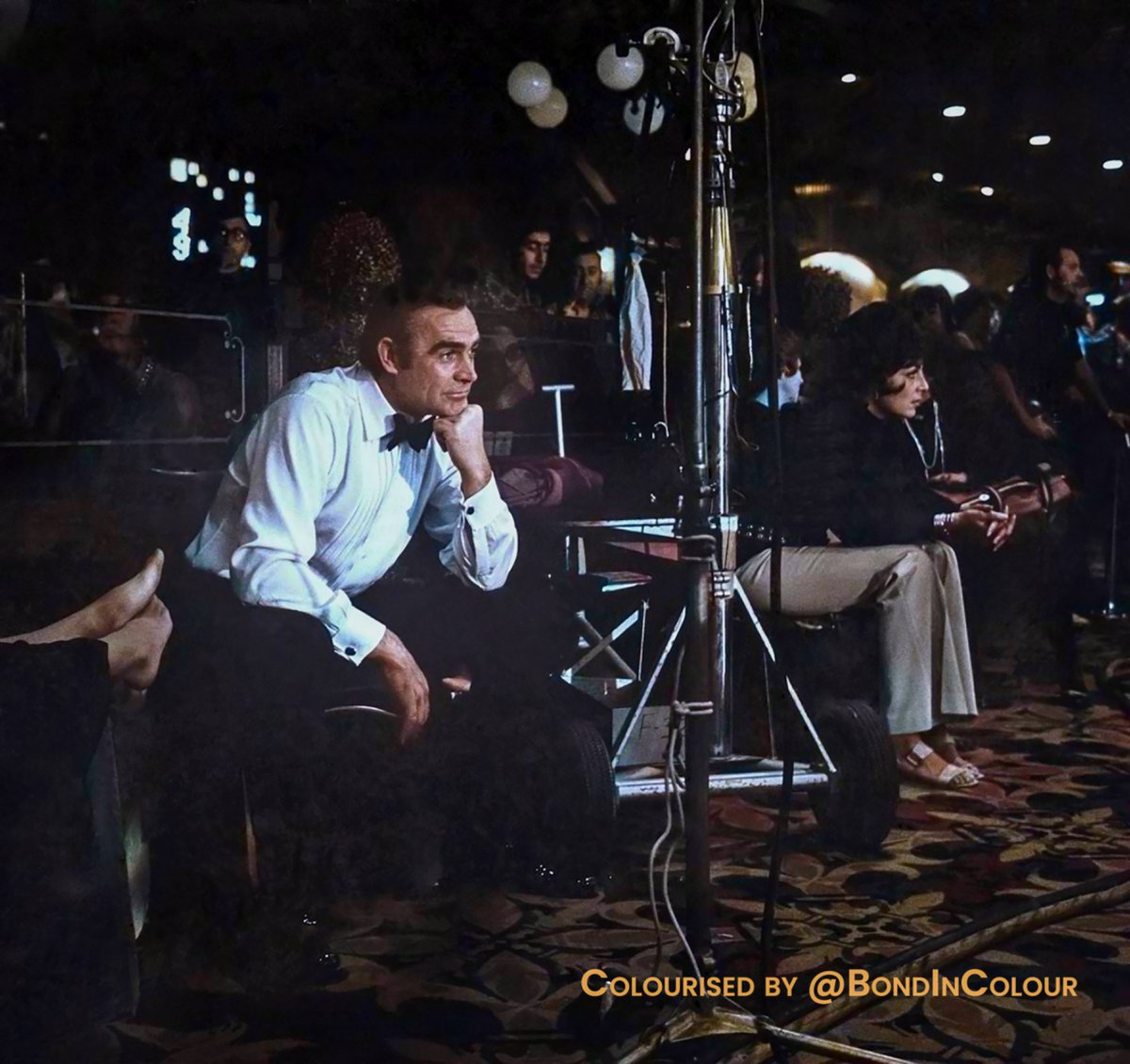BondinColour's tweet image. Behind the scenes of Diamonds are Forever and Sean Connery looks on. Unloved Bond film? Our recent JBCI Pod (YouTube and podcasts) gets into it with three others… let me know what you think? #jamesbond #seanconnery #diamondsareforever   #colourised #colourized
