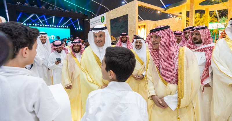 ENVA_mewa's tweet photo. برعاية معالي وزير البيئة والمياه والزراعة، المهندس عبد الرحمن الفضلي، انطلقت فعاليات ⁧#أسبوع_البيئة⁩ تحت شعار ⁧#بيئتنا_كنز⁩ ويأتي حضوره دعمًا لمسيرة الوعي البيئي، وتعزيزًا للجهود الوطنية في حماية البيئة تحقيقًا لمستهدفات ⁧#رؤية_2030⁩ 🇸🇦🌿

⁧#مبادرة_التوعية_البيئية