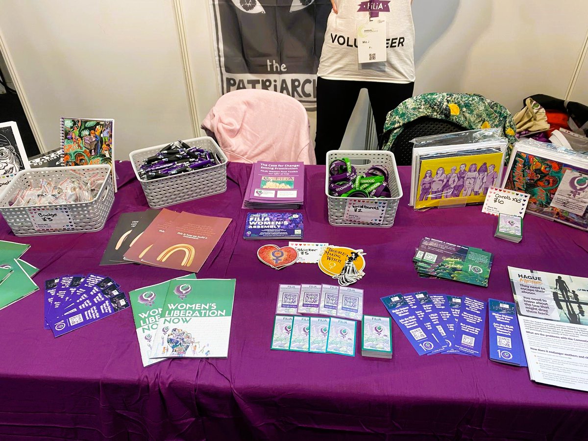 FiLiA_charity's tweet image. Positive time spent by @Miriam_aka_Miz &amp;amp; Michelle on the #FiLiA stall at the @NASUWT conference – some debate, interest in the work we do &amp;amp; sign ups to our TU women's network!

Thanks to the organisers &amp;amp; staff at the @ACCLiverpool too.

#NASUWT #TheTeachersUnion #UnionsForWomen