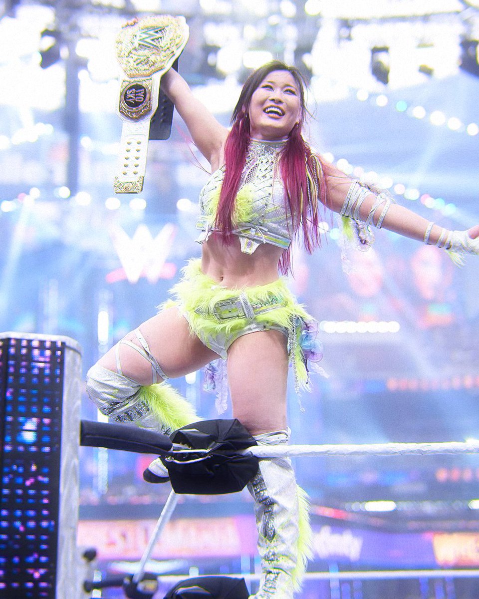 QueenStilIRules's tweet photo. wrestlemania success! thank you, vegas, for all your hospitality and for being the iyo skys new favorite city! https://t.co/gVehJn81KR