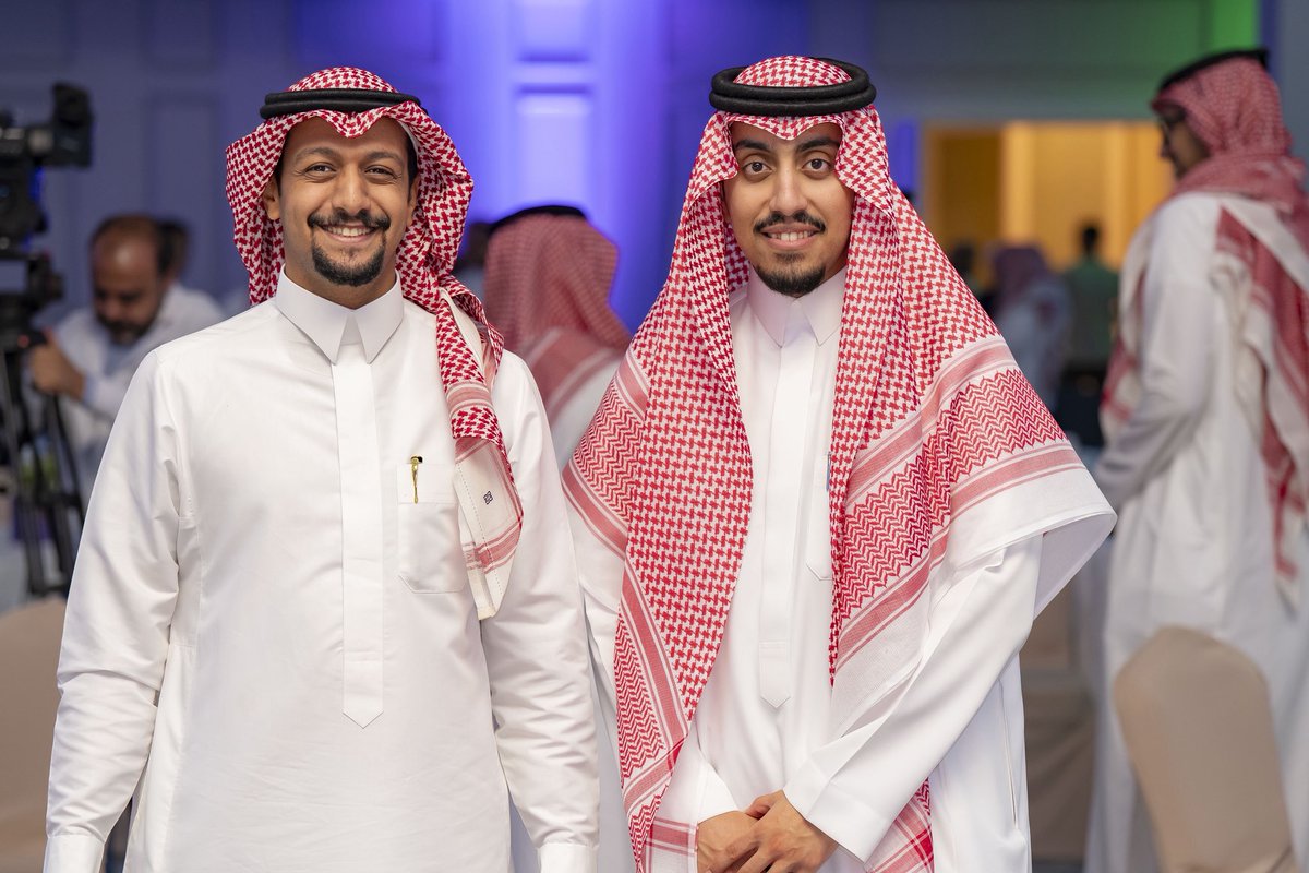 af_h97's tweet photo. سعدت بحضور حفل تدشين وإطلاق #مجتمع_وصل، مبادرة رائدة في قطاع الاتصال والإعلام، بدعم من @Saudi_Hawi، إحدى مبادرات @QOL_2030 أحد برامج تحقيق رؤية المملكة 2030

أبارك للزملاء @reazqi والصديق @fbinatta على هذه الانطلاقة الواعدة لمجتمع حيوي نابض بالشغف والطموح، يجمع نخبة القادة والمبدعين في مجال الاتصال.