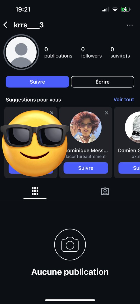TheRealAxel01's tweet photo. On en parle de Sarah fraisou qui crée un compte fake pour pendre sa défense et se reposte dans sa story ? #sarahfraisou #poupettekenza #samzirah #nonmaisjehurle https://t.co/NMSEH0hInd