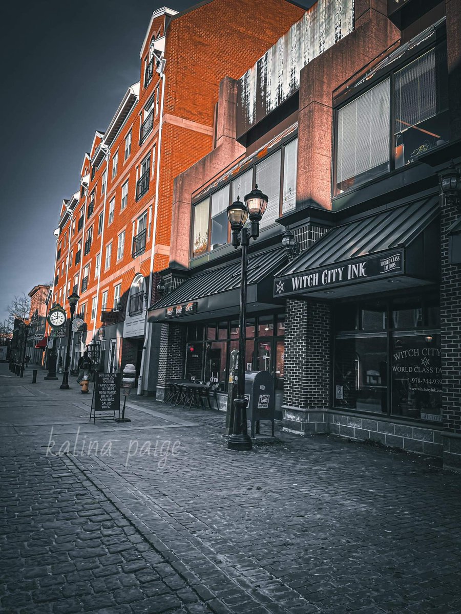 Essex St

Photos provided by Kalina Paige.

Please follow our Instagram
instagram.com/wickedsalemma