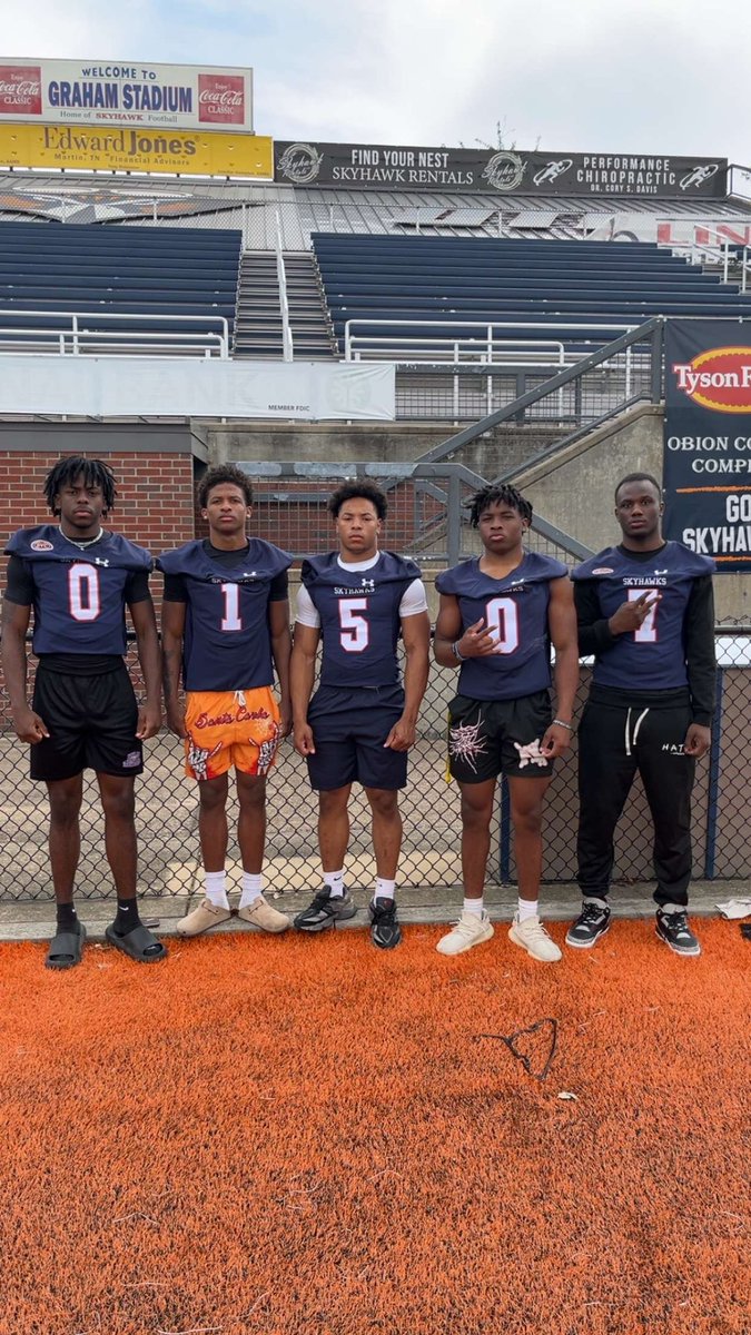 Terrence Moses 2026 DB (@terrencemoses4_) on Twitter photo UTM junior day! GREAT environment.
(#4) Terrence Moses (DB)
Twitter: <a href="/TerrenceMoses4_/">Terrence Moses 2026 SAFETY</a>
HT: 6'0 - WT: 180 lbs.
C/O: '26
(Jr. Stats)(Def.): TT: 64(52 Solo) - TFL: 8 - PBU: 5
(Jr. Stats)(Off.): REC: 17 - YD: 302 - TD: 3
Hudl(Jr. Season): hudl.com/v/2QP8Fp
(731)613-6976 UTM junior day! GREAT environment.
(#4) Terrence Moses (DB)
Twitter: <a href="/TerrenceMoses4_/">Terrence Moses 2026 SAFETY</a>
HT: 6'0 - WT: 180 lbs.
C/O: '26
(Jr. Stats)(Def.): TT: 64(52 Solo) - TFL: 8 - PBU: 5
(Jr. Stats)(Off.): REC: 17 - YD: 302 - TD: 3
Hudl(Jr. Season): hudl.com/v/2QP8Fp
(731)613-6976