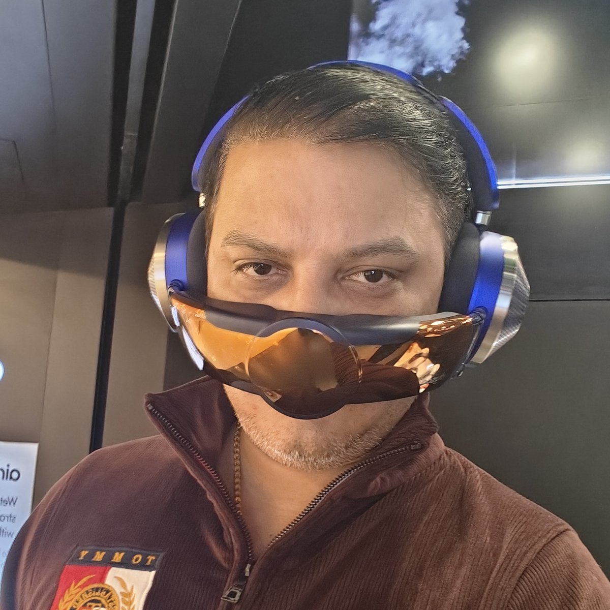 soumyoguin's tweet photo. #NewProfilePic https://t.co/wFylpXfZBK