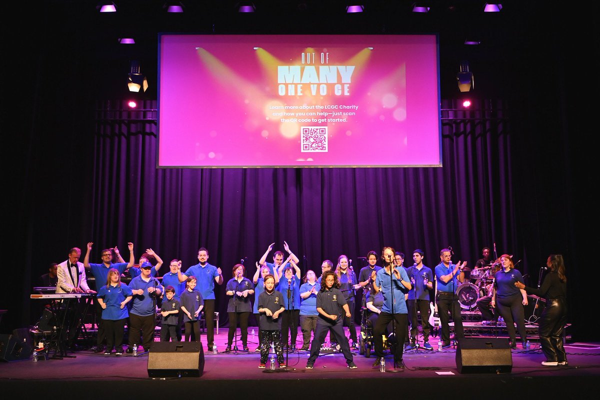 Music Man Project (@musicmanproject) on Twitter photo It was such an honour to appear with the amazing London Community Gospel Choir <a href="/HackneyEmpire/">Hackney Empire</a> last Saturday night. Our global ambassadors supported the newly formed Music Man Project East London! It was such an honour to appear with the amazing London Community Gospel Choir <a href="/HackneyEmpire/">Hackney Empire</a> last Saturday night. Our global ambassadors supported the newly formed Music Man Project East London!