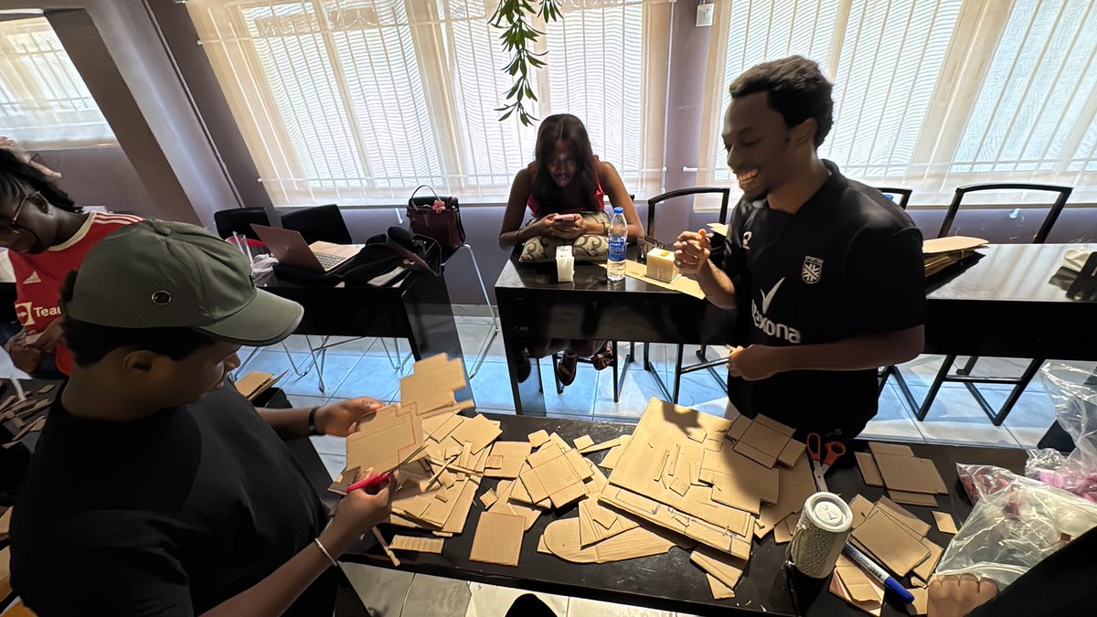 makermaknt tweet media