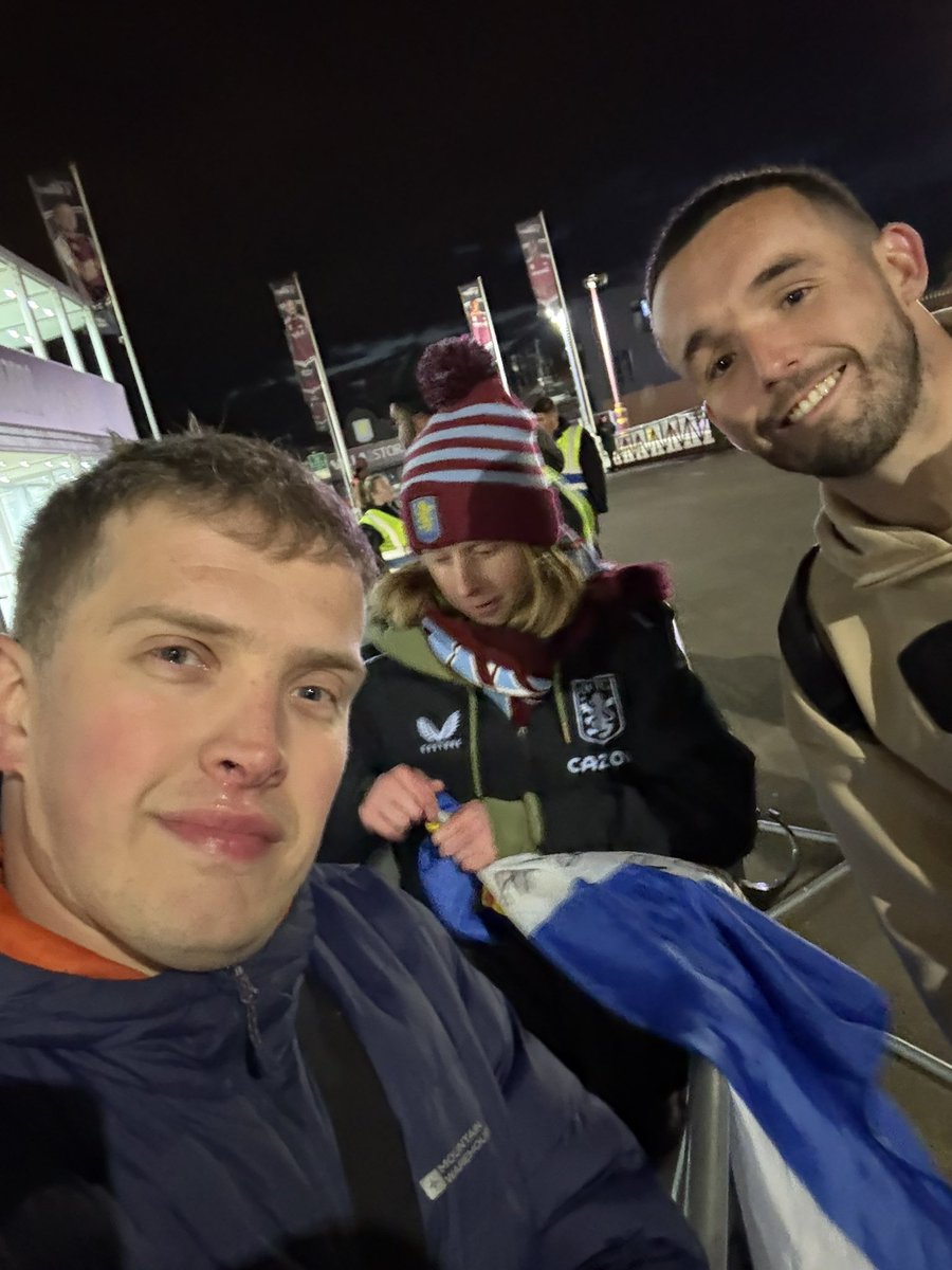 Josh_Pio_11's tweet image. What a win Saturday! Unreal performance. Thanks to @jmcginn7 for signing your @AVFCOfficial shirt you gave me at Brighton away in the cup in 2019. I’ve only waited over 5 years 😂😂. Cheers for the pic after too, photobombs from @SteveDeery & @ImoYah 😂😂. UTV on to Wembley!