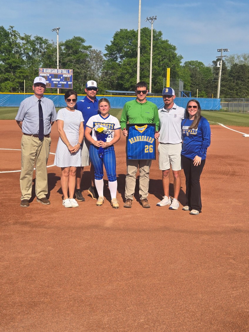 beauregard_hs's tweet image. Ladies Softball Senior Recognition: 
Congratulations to these talented ladies! We greatly appreciate your leadership throughout the years! #alwaysahornet #classof2025