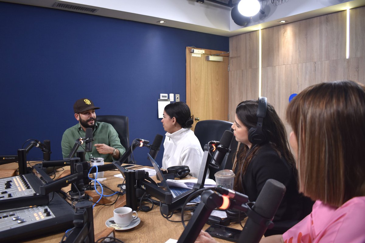 En <a href="/MABradioyTv/">mujeresalborderd</a> Eduardo Saint-Hilaire se une a la mesa de debate y arroja en un poco más de luz a temas relacionados con la procuraduría y Antonio Espaillat. 

Sintoniza 90.5FM