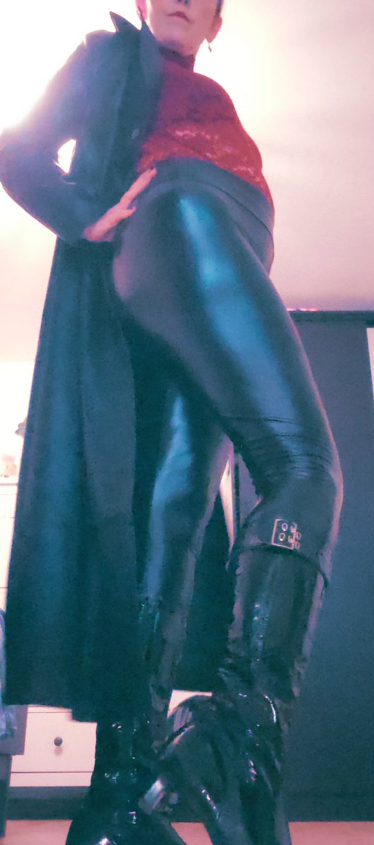 Online ihr Loser...also Cam offen auf Visit X , Missshine ,Md und Yootalk.
Antreten .