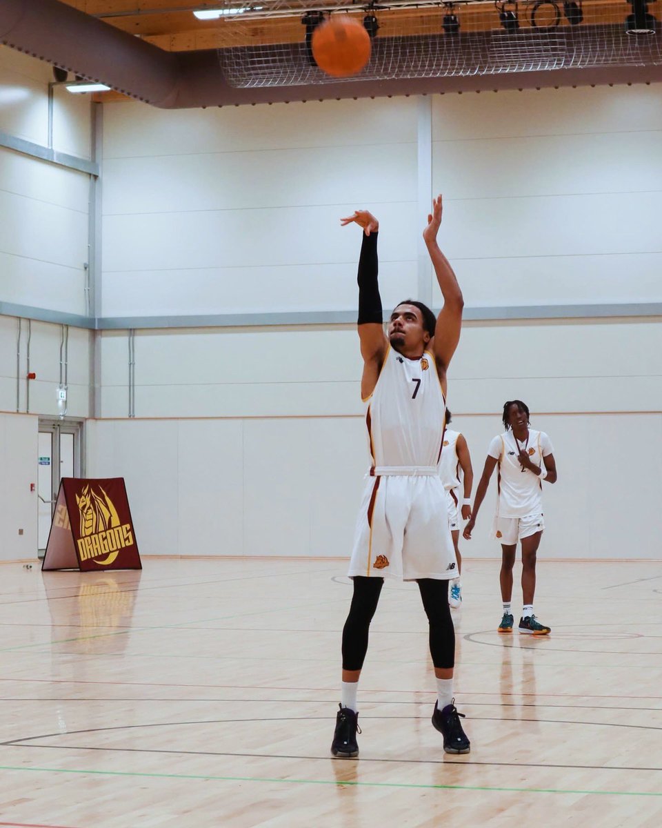 𝕾𝖚𝖕𝖊𝖗 𝕾𝖊𝖗𝖎𝖊𝖘 🐲🏆

#WeAreWestminster | #WestminsterDragons