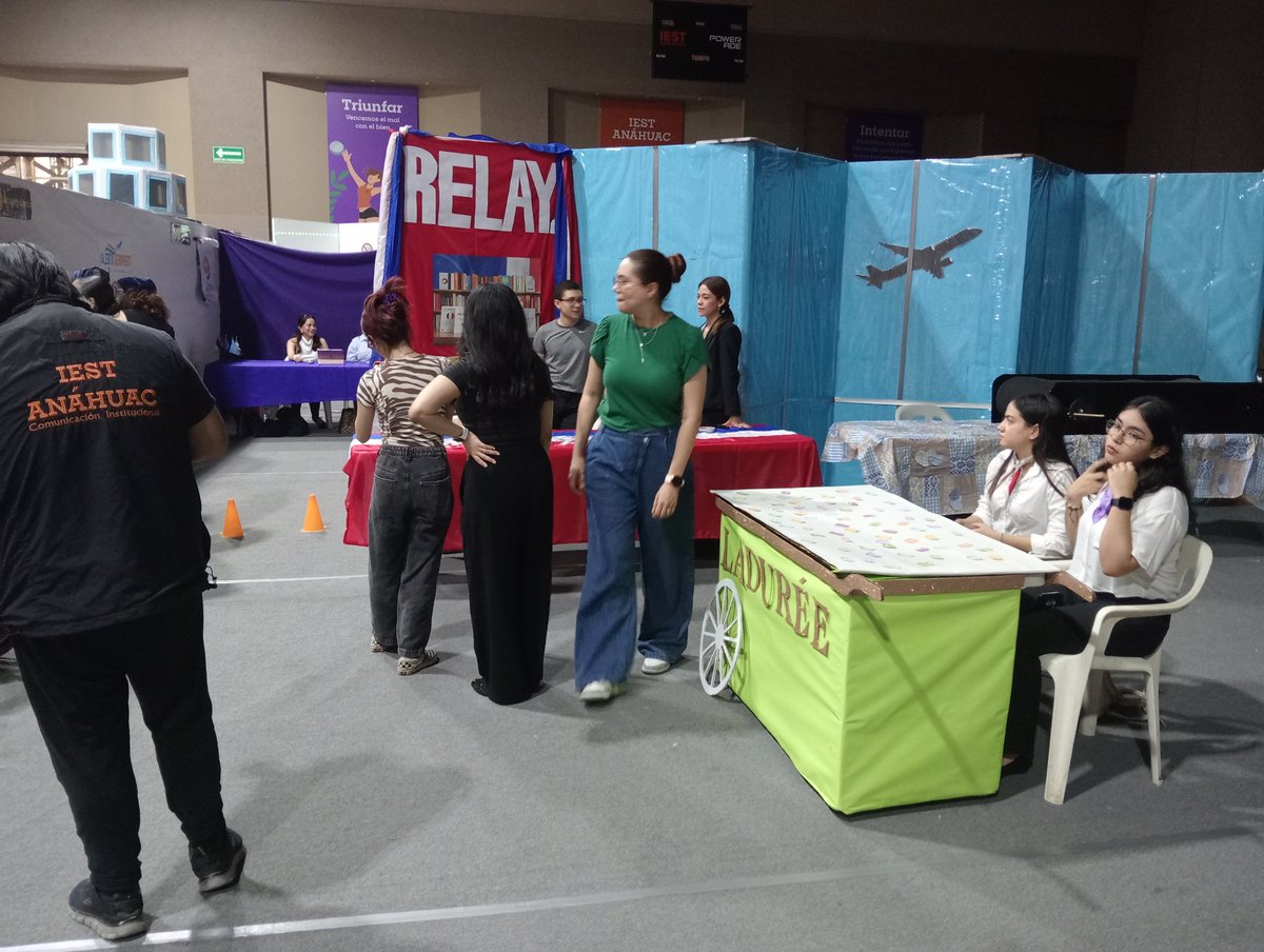 IEST_Idiomas's tweet photo. Ya está en marcha la Feria de Idiomas 2025, con el Escape Room "Alerta Aeropuerto".
Ven a probarlo al Gimnasio Burton E. Grossman, del @iestanahuac https://t.co/mW1y7XTGUm