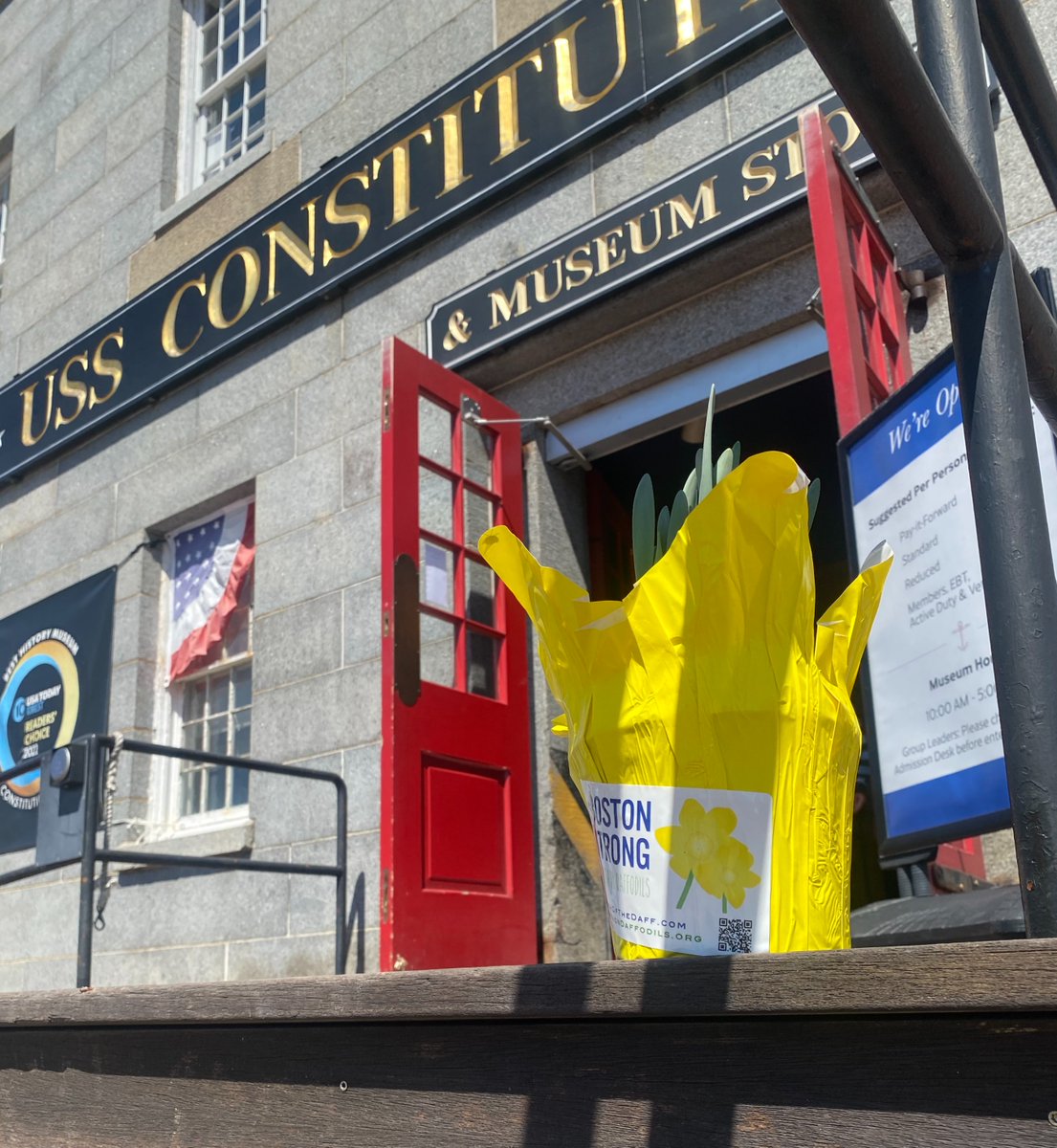USSConstMuseum's tweet image. Wishing all @BostonMarathon runners a strong and inspiring race today. We salute the dedication, endurance, and spirit of every participant, volunteer, and supporter. You embody the best of Boston—resilient, determined, and united.

#BostonMarathon #MarathonMonday #BostonStrong