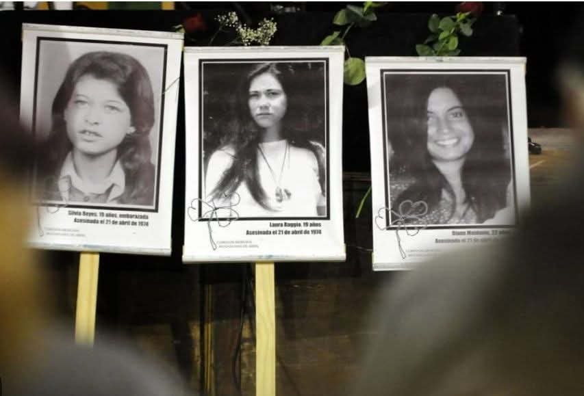 Hoy 21 de Abril se cumplen 51 años del asesinato de Laura Raggio, Silvia Reyes -ambas de 19 años- y Diana Maidanik, de 22, acribilladas por las Fuerzas Conjuntas del gobierno cívico militar en 1974.