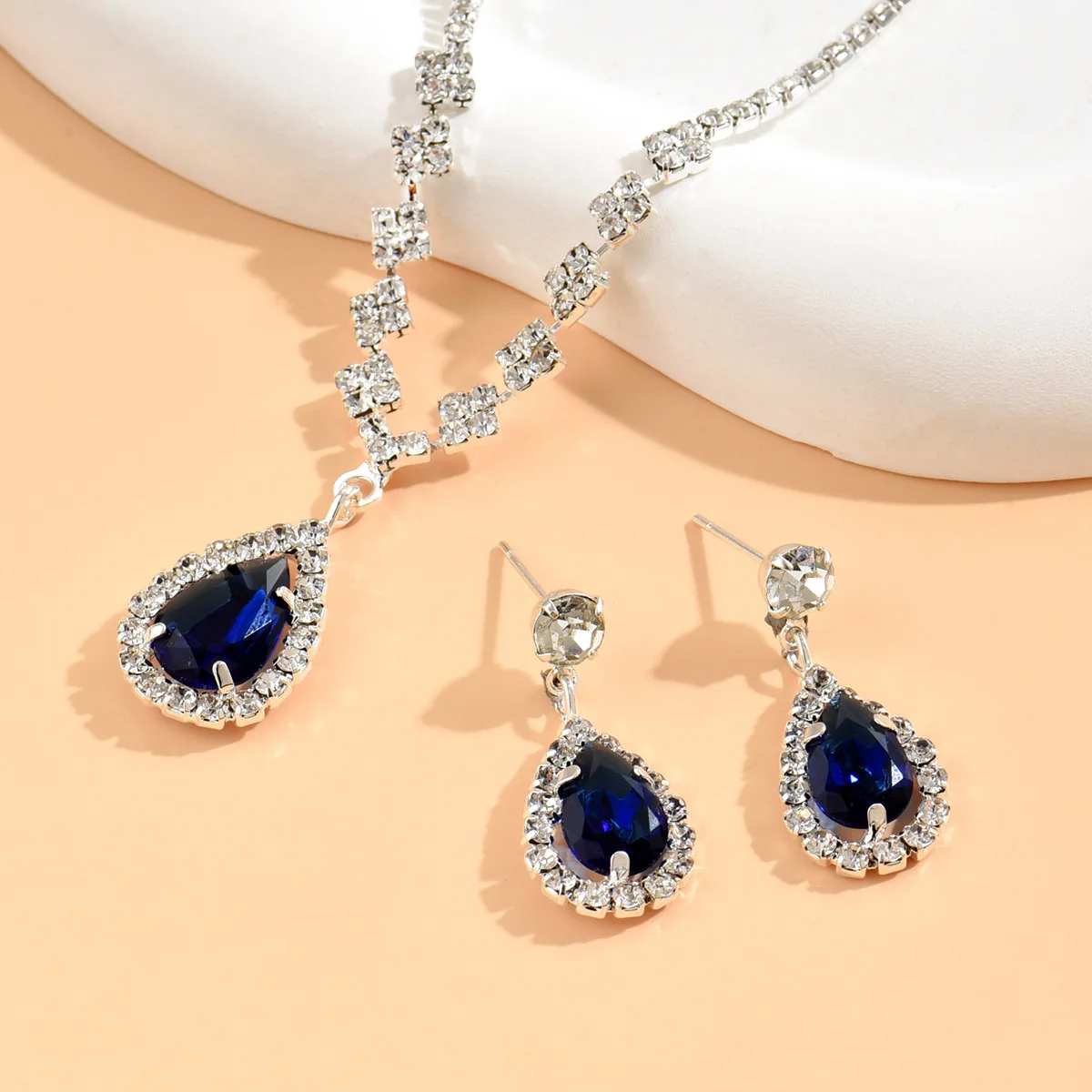 SwipeKart's tweet photo. Make it bold, make it shine ✨
The Midnight Sparkle Set is here — featuring elegant black teardrop stones &amp; crystal detailing. Perfect for your next glam moment 🖤
Shop now 👉https://t.co/bRqY0Jg422
#JewelrySet #BlackJewelry #GlamLook #ElegantVibes https://t.co/pVvZqVhcFp