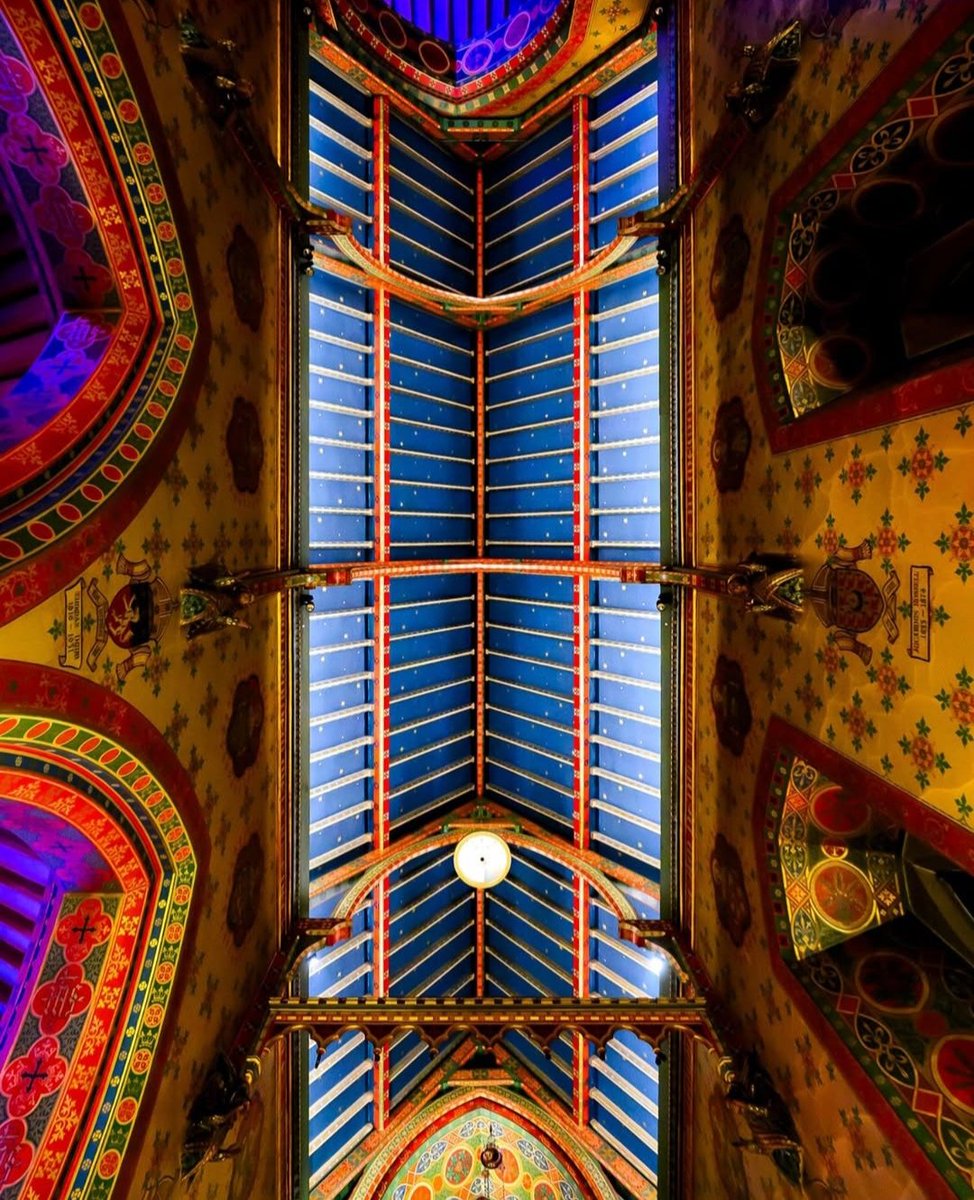 Pugin_awn's tweet photo. Ceiling of the #BlessedSacramentChapel, #CathedralofStBarnabas, #Nottingham. #awnpugin. 1841-44.
#pugin #augustuspugin #gothicrevival #gothicrevivaldesign #cathedralstbarnabas #nottinghamcathedral #puginnottingham #pugindesign #puginchapel #design
@NottsDiocese
@NottmCathMusic https://t.co/MN1sRZDyH7