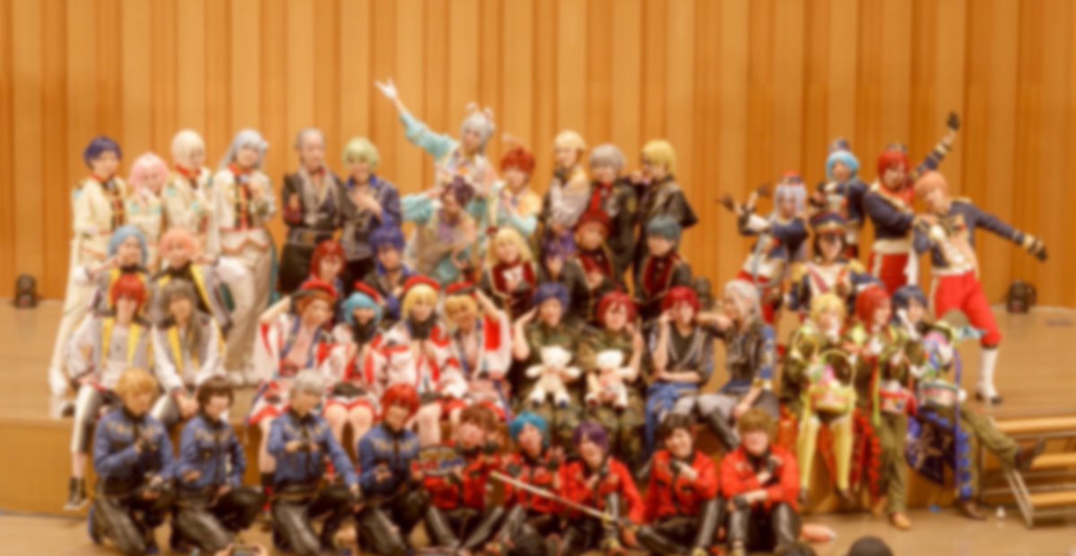 cos_haku_pafo's tweet photo. スターズ!!博にご参加いただきありがとうございました！🕺✨

パフォーマンス終了後の記念写真です💗

1部、2部と大変盛り上がっていて嬉しかったです😭✨

当日の写真は是非！↓下↓のハッシュタグをつけてポストしてください🥰

#スタ博 #コス博 #コスプレ博 https://t.co/Cvu2jBk2XH