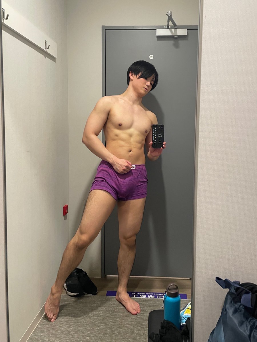 アブローラー100回959日
スクワット100回19日目
腕立て100回19日目

間違えて削除しちゃったので再投稿！
コメントくれてたのにごめんなさい！！