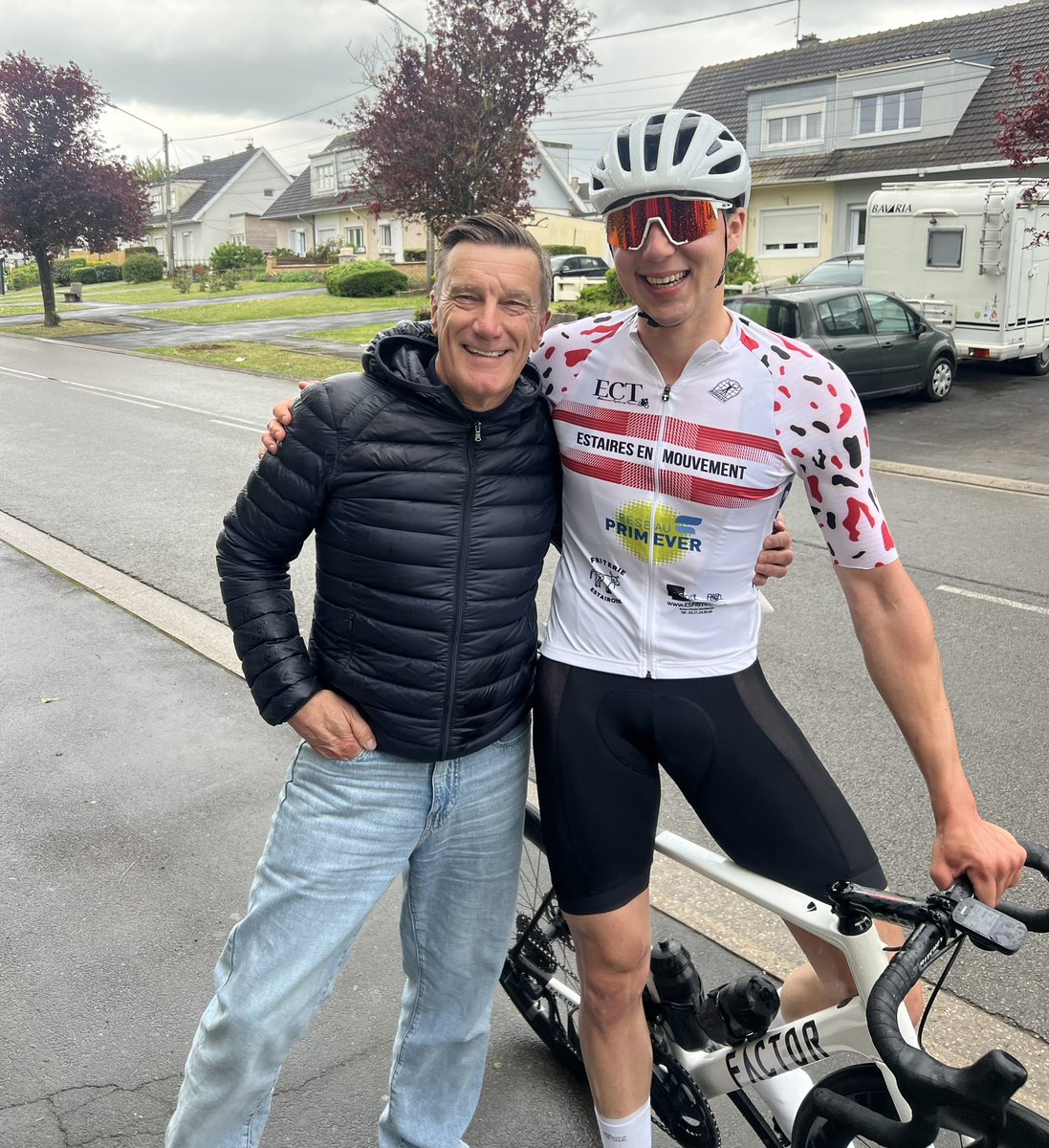 Estaires Cycling Team à Barlin ce lundi de Pâques 💪💪💪