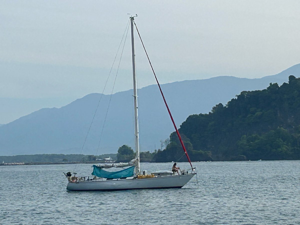 Bitcoin Sailing on the move today in Costa Rican waters.