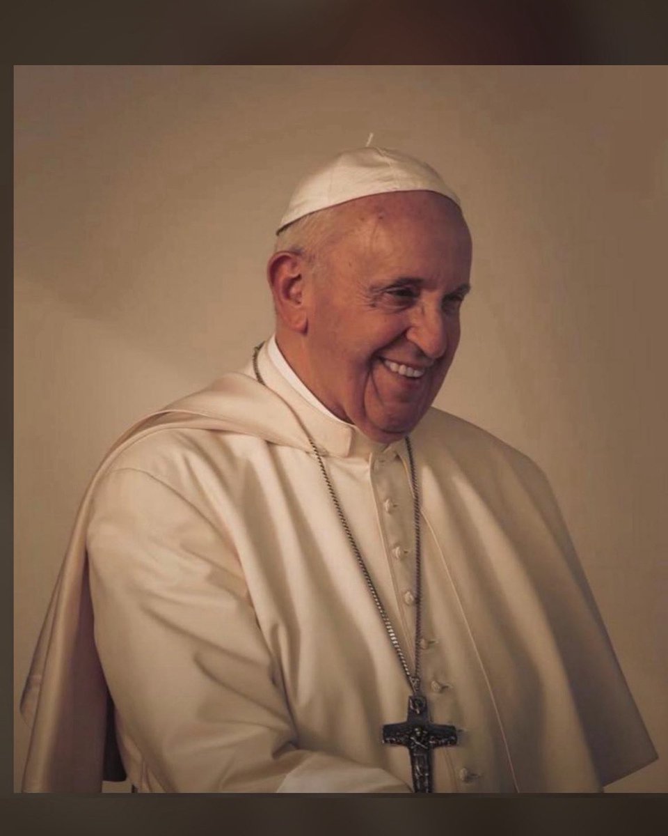 Descansa en paz Santo Padre 🙏🕊️                                         “Un día comprenderás todo lo que Dios permitió en tu vida, tuvo un propósito. Papa Francisco