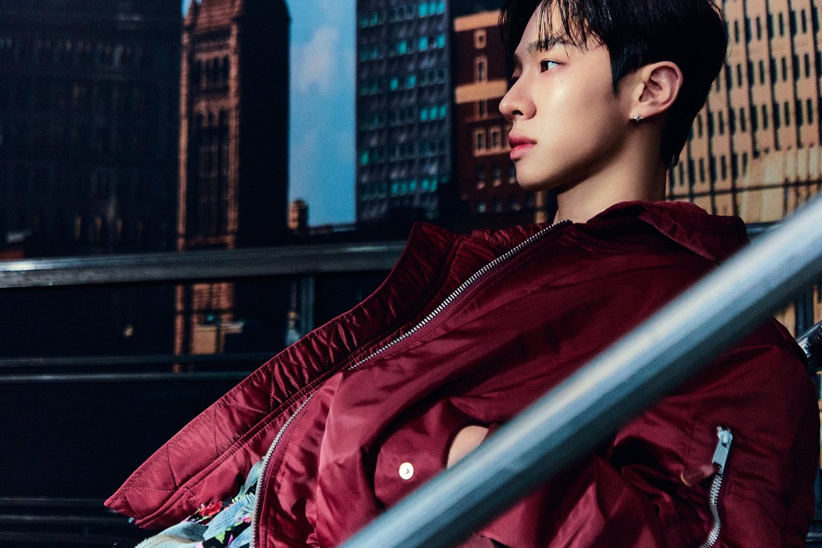 Highlight_AUent's tweet photo. HIGHLIGHT THE 6th MINI ALBUM [From Real to Surreal] CONCEPT PHOTO #4 - Surreal B ver.
2025. 04. 28. 18:00

⛓️ https://t.co/kGAC99AcYk

#From_Real_to_Surreal
#하이라이트 #HIGHLIGHT
#비스트 #BEAST
#윤두준 #YOONDUJUN
#양요섭 #YANGYOSEOP
#이기광 #LEEGIKWANG
#손동운 #SONDONGWOON https://t.co/O6hesbbs4N