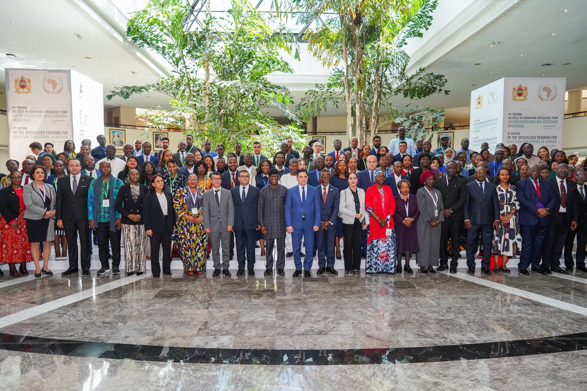 Family photo of the participants in the 4th edition of the specialized training for election observers in Africa
