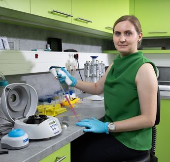 J Cell Science (@j_cell_sci) on Twitter photo Cell scientist to watch – Hana Polasek-Sedlackova <a href="/HanaSedlackova1/">Hana Sedlackova</a>
In this interview, we learn about Hana’s career, her insights on collaborative research and her engineering hobby.
journals.biologists.com/jcs/article/13… Cell scientist to watch – Hana Polasek-Sedlackova <a href="/HanaSedlackova1/">Hana Sedlackova</a>
In this interview, we learn about Hana’s career, her insights on collaborative research and her engineering hobby.
journals.biologists.com/jcs/article/13…