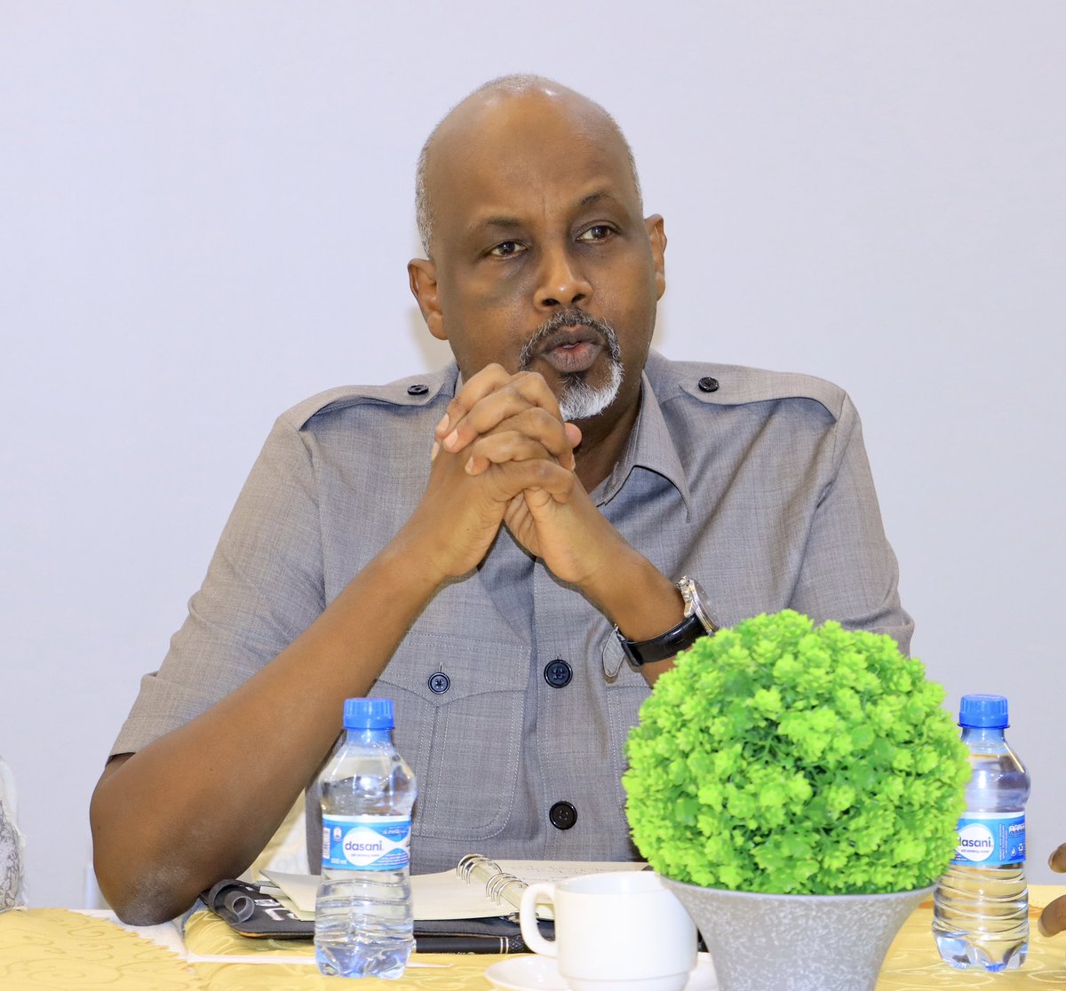 12 yoshli bolalarning onlayn porno videolarini tomosha qiling