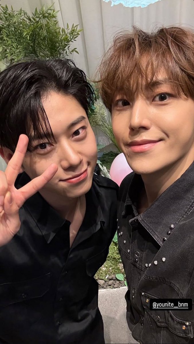LeeEunsang_Br's tweet image. #IG / #MENTION | 21.04.25 • Atualização de DONGHYUN(AB6IX) com EUNSANG na estreia vip de Caçadores de Demônios 

#YOUNITE #유나이트 #EUNSANG #은상 #다은상이 @YOUNITE_offcl