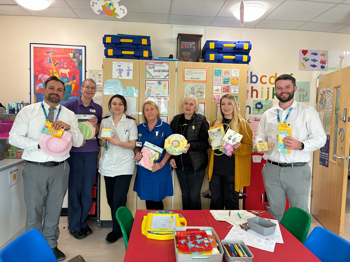 Today's eggggstra special shout out is to EE Lincoln branch for making Easter that little bit better for Lincolnshire's patients.🐰🥚 

Your scrummy arts and crafts gifts to the children's ward at Lincoln County Hospital are a great hit. ⭐