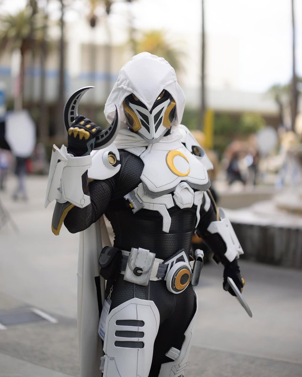 MyWayCosplay's tweet photo. Amazing Moon Knight Cosplay!!!
Credit: @kreedcosplay
#meucos #gamecosplay #marvelrivals #moonknight #moonknightcosplay #marvel #marvelcosplayer #marvelcosplay https://t.co/UQnXZ7LASM