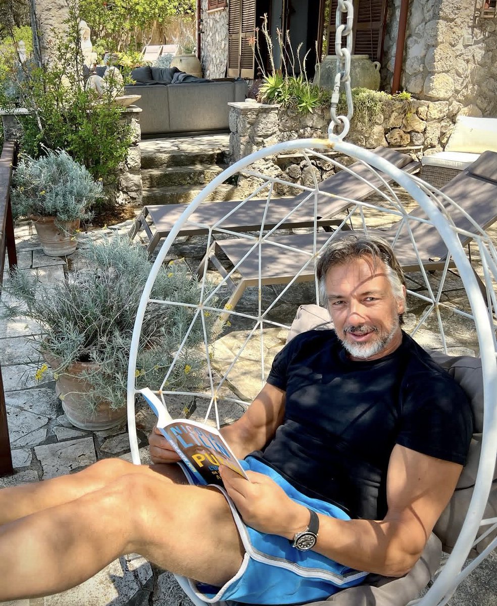 🌟Consider that possibility for just a moment: A world in which we think clearly, learn, and remember, throughout our lives, without worry.

Joy is one of our most powerful emotions. And it’s an effective antidote to burnout.

#MondayMotivation #MentalHealth #JoyfulLiving