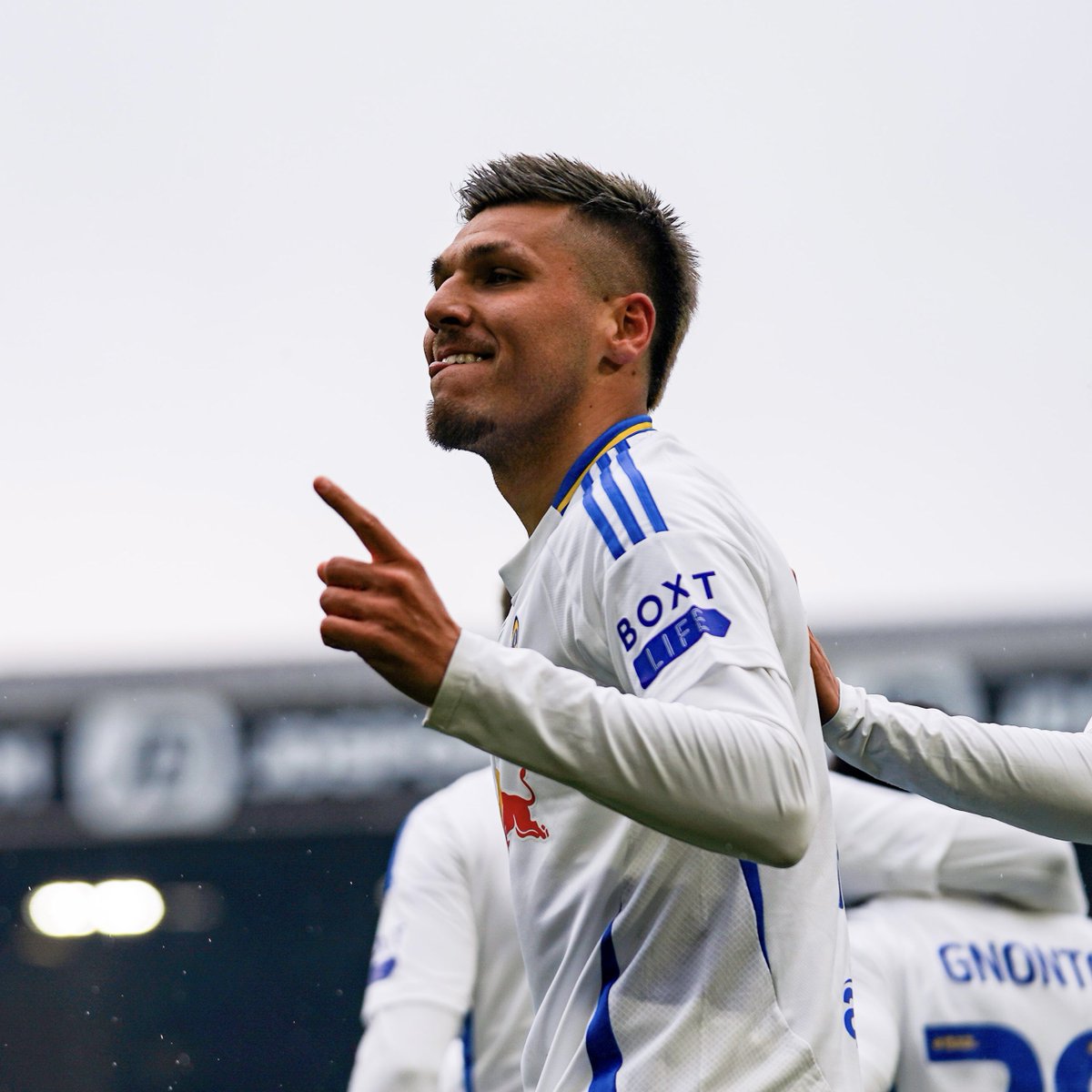 NEW CLUB RECORD: Joel Piroe scores the FASTEST ever Leeds United league hat-trick in the club's entire history inside the opening 20 minutes. 🎯

lufcdata.com | #LUFC