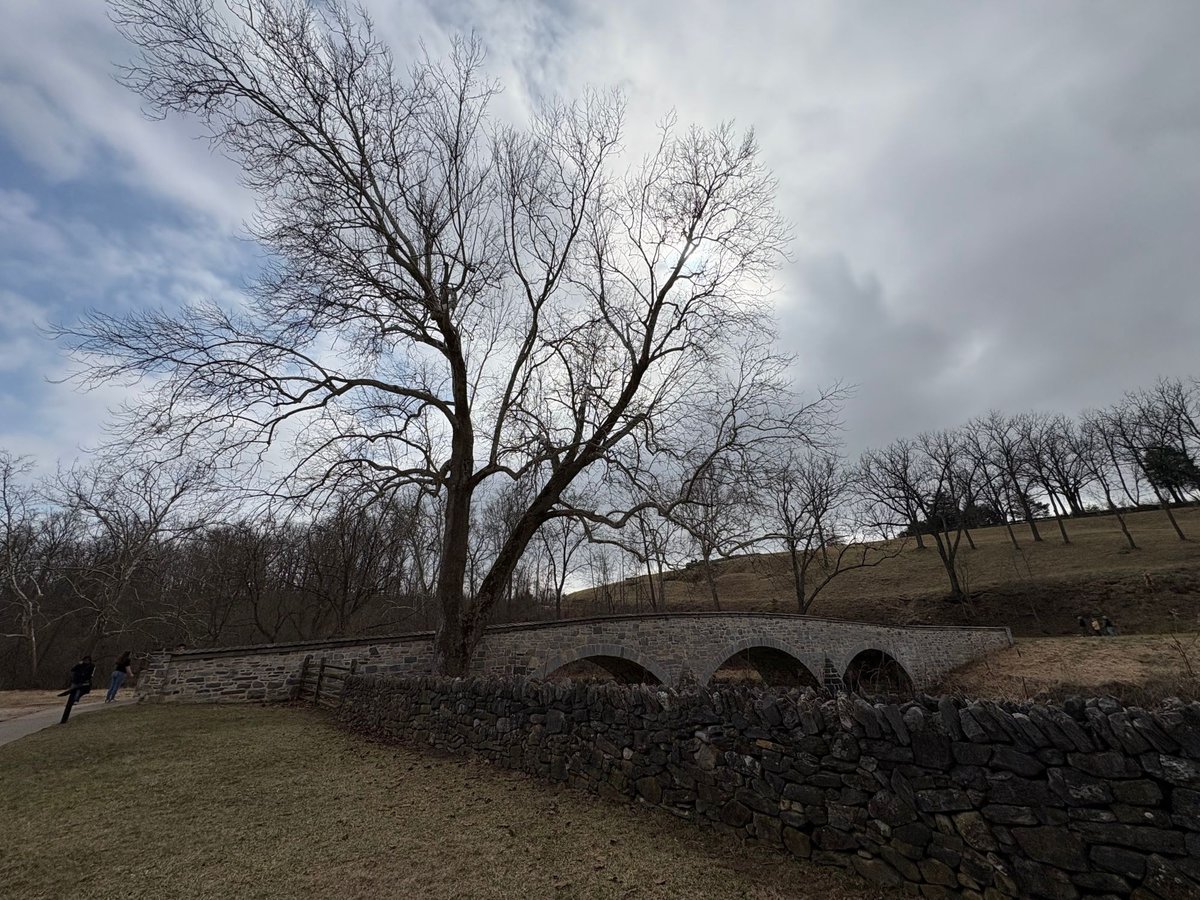_AllenWarren_'s tweet image. Wrote this after visiting some Civil War sites last month

#poetry #poetrytwitter  #harpersferry #antietam