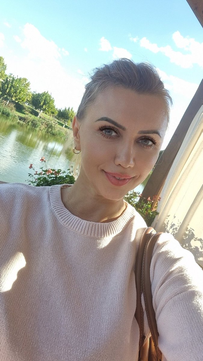 Serving sunshine, smiles, and just a hint of mischief.
Wanna know what I look like when I’m not this sweet? Come find out 
👉 allmylinks.com/katehavenbb  👈
#camangels