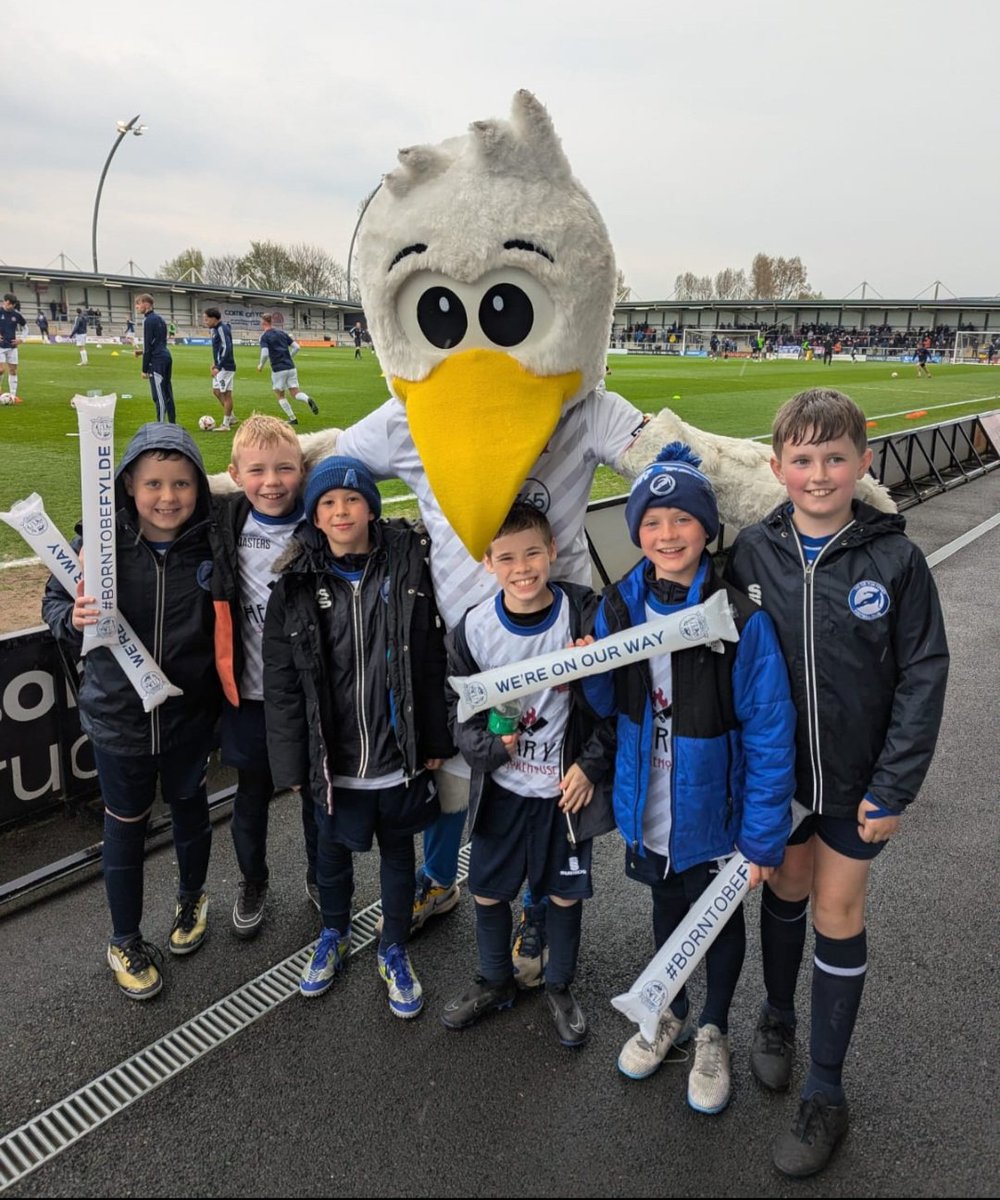 Sir Tom Finney FC (@finney_sirfc) on Twitter photo Players from our U9s & U10s boys & girls were invited to attend <a href="/AFCFylde/">AFC Fylde</a> for their match on Good Friday.
Grateful Thanks to <a href="/AFCFyldeFDN/">AFC Fylde Community Foundation</a> as the players were flag bearers & took H/T penalties.
They also met Syd the Seagull! ๐
A great day, unfortunately spoilt by the result ๐ Players from our U9s & U10s boys & girls were invited to attend <a href="/AFCFylde/">AFC Fylde</a> for their match on Good Friday.
Grateful Thanks to <a href="/AFCFyldeFDN/">AFC Fylde Community Foundation</a> as the players were flag bearers & took H/T penalties.
They also met Syd the Seagull! ๐
A great day, unfortunately spoilt by the result ๐
