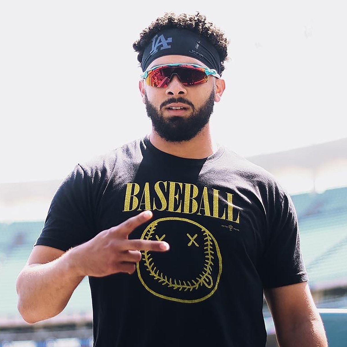 Happy Birthday, <a href="/Edwin_Rios30/">Edwin Rios</a>! 🎂