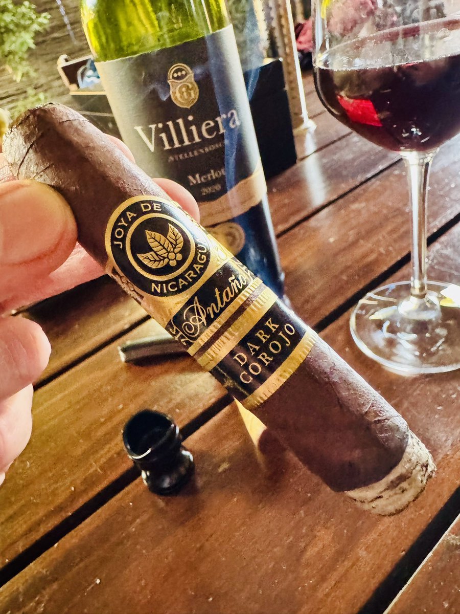 Jason (@grippa77) on Twitter photo JOYA Antaño Dark Corojo Azarosa & Villiera Merlot <a href="/joyacigars/">Joya de Nicaragua</a> <a href="/Cigar_Club_sa/">Cigar Club SA</a> <a href="/MAbrams_BB/">Malitious Abrams - Magna Carta💰💵💳</a> <a href="/JacquiG17406236/">JacquiG</a> #Cigars #POTL JOYA Antaño Dark Corojo Azarosa & Villiera Merlot <a href="/joyacigars/">Joya de Nicaragua</a> <a href="/Cigar_Club_sa/">Cigar Club SA</a> <a href="/MAbrams_BB/">Malitious Abrams - Magna Carta💰💵💳</a> <a href="/JacquiG17406236/">JacquiG</a> #Cigars #POTL