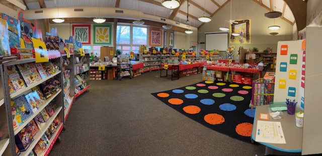 Wasco Book Fair Opens TODAY!  Class shopping noted below.  Create a student eWallet for cash-less spending on our book fair site: scholastic.com/bf/wascoelemen…
April 21: 5C, 2Ka, 1L, KW, 2Ki, 5K, 1D
April 22: 5H, 2Ga, 3E, KM, 4P, 4H
April 23: 3A, 3Go, KO, 4C, 3V, 1H
April 24: 5W