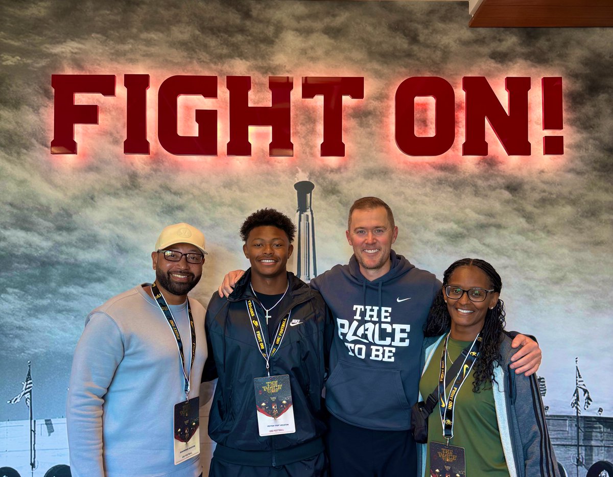 Peyton Houston 2027 QB (@peytonhouston8) on Twitter photo Truly grateful for a great Easter weekend spent with <a href="/LincolnRiley/">Lincoln Riley</a> and the <a href="/uscfb/">USC Football ✌️</a> family. Thank you <a href="/CoachLukeHuard/">Luke Huard</a> and <a href="/BradAoki/">Brad Aoki</a> for the 🎥 work. See y’all on the 16th 🦅 #HeIsRisen
#Be1egendary Truly grateful for a great Easter weekend spent with <a href="/LincolnRiley/">Lincoln Riley</a> and the <a href="/uscfb/">USC Football ✌️</a> family. Thank you <a href="/CoachLukeHuard/">Luke Huard</a> and <a href="/BradAoki/">Brad Aoki</a> for the 🎥 work. See y’all on the 16th 🦅 #HeIsRisen
#Be1egendary