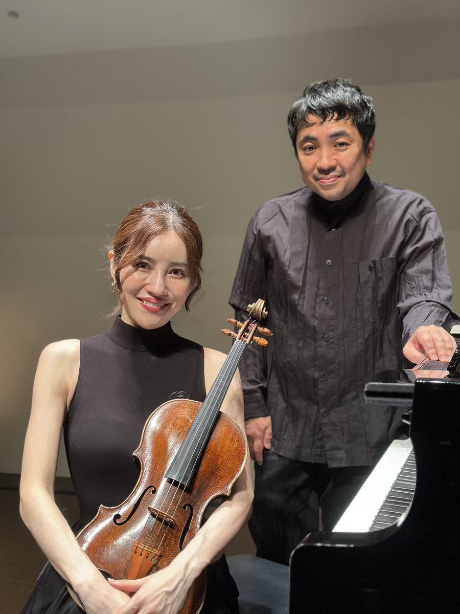 昨日は名古屋宗次ホールで中恵菜さんのリサイタルでした。中さんの情熱的なヴィオラ素敵でした。お客様に同姓同名の“ありよしりょうじ”さんがいらっしゃいました！！中さん、お客様、スタッフの方々ありがとうございました🙇🏻