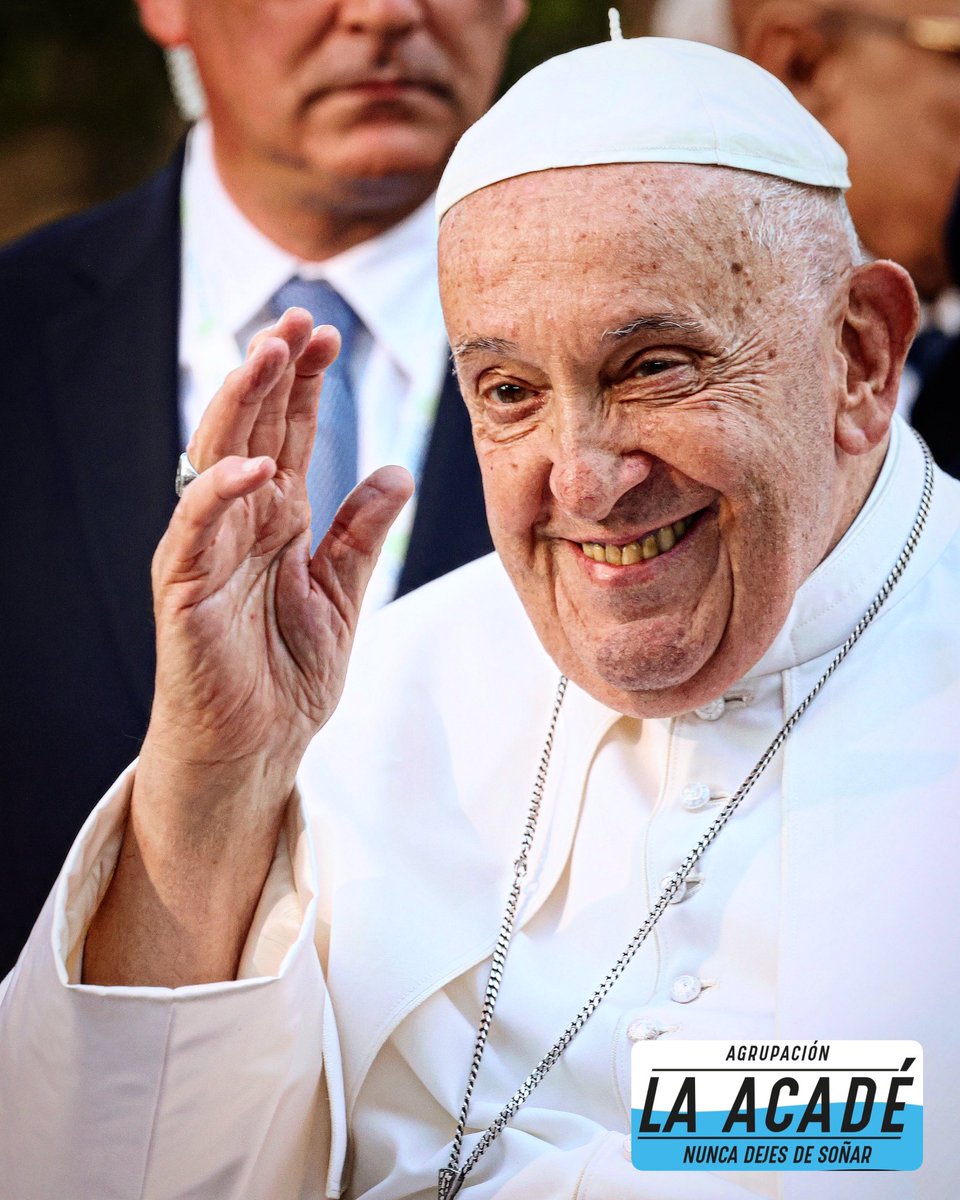 Hoy el mundo despide al Papa Francisco, un argentino que llevó los valores de humildad, lucha y esperanza a cada rincón. Desde La Acade, acompañamos el dolor de toda la humanidad y de nuestro pueblo. Que en paz descanse.