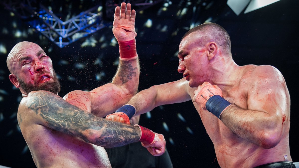 bkbbareknuckle's tweet photo. Two bare knuckle wars. Two successful maiden title defences. And still... two reigning champions. 👑

An Easter weekend like no other. 👊

#BKB40 #BKB #BareKnuckle https://t.co/LYALHhltPi