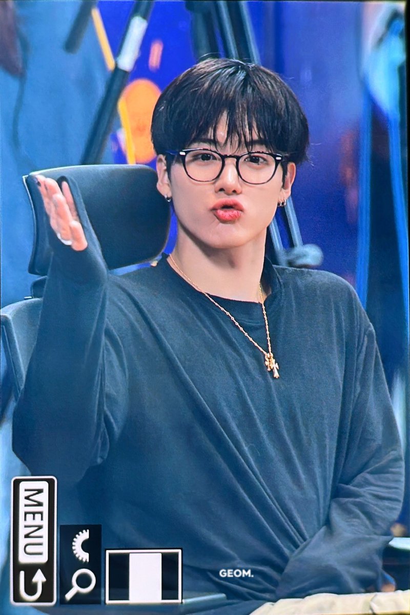 geometry_eric's tweet image. 250421

#소녕재 #손영재 #손에릭 
#에릭 #ERIC #에디
#더보이즈 #THEBOYZ